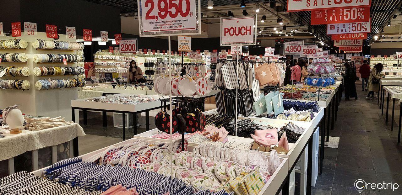 TOP 3 Korean Accessory Brands | TOP 3 Korean Accessory Brands ! Fashionable Jewelry that are loved by Koreans!